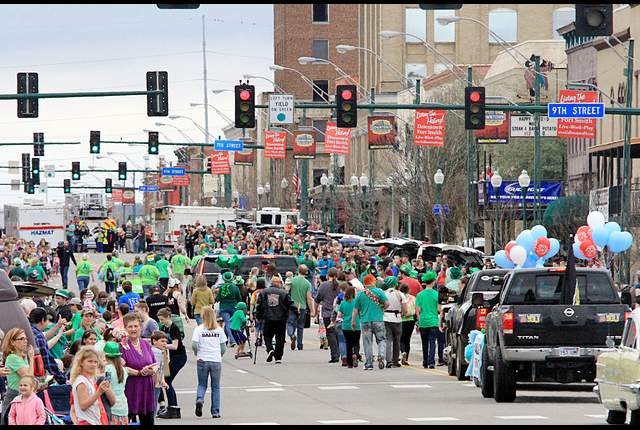 River Valley Ovarian Cancer Alliance Participates in the Fort Smith St Patricks Day Parade 2016